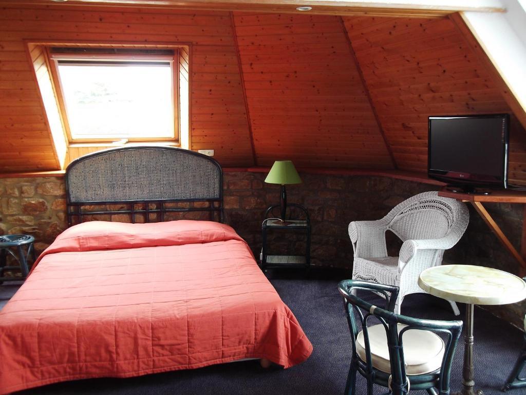 Les Rochers Hotel